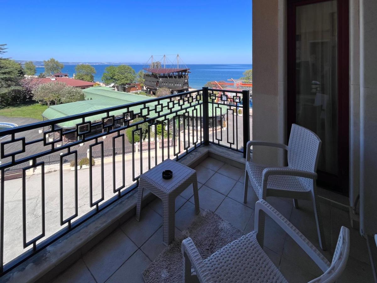 Sea View Rental Front Beach Golden Sands Esterno foto